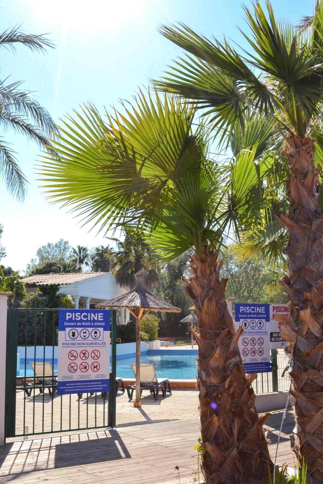 Malibu Village Canet-en-Roussillon Exterior foto